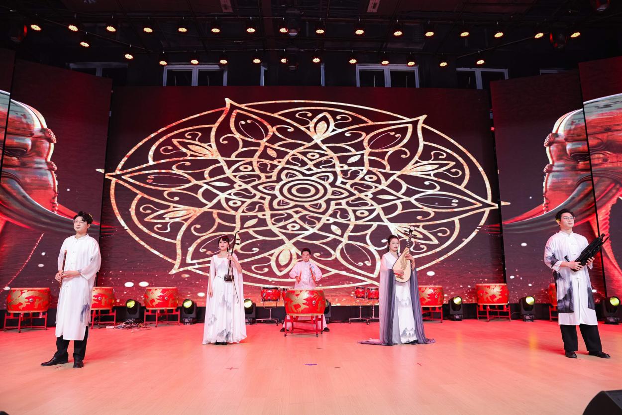 &ldquo;到群众中去&rdquo;乡村嘉年华展演在临沂举行